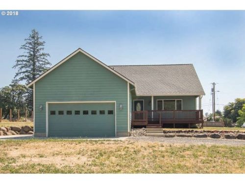 1139 Ash St, Grand Island, OR 97114-9415