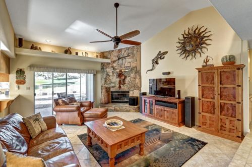 8771 Clubhouse Blvd, Desert Hot Springs, CA 92240-1165