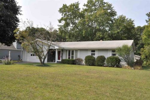 55571 Riviera Dr, Elkhart, IN 46514-8411