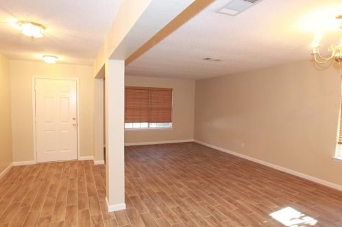 109 Southwood Dr, Rockwall TX  75032-6181 exterior