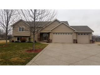 818 Sunrise Ct, Lonsdale, MN 55046-5026