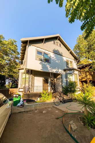 726 San Joaquin St, Stockton, CA 95203-3728