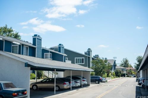 16440 Atherton Mtn, Santa Ana CA  92708-1341 exterior