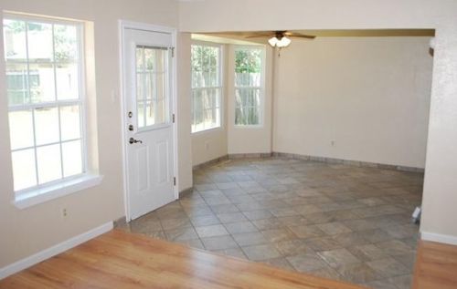8504 Crestview Dr, Fort Worth TX  76182-6107 exterior