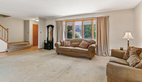 511 Wexford Dr, Lemont IL  60439-6158 exterior