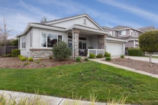 2001 Cross Creek St, Petaluma, CA 94954-1817