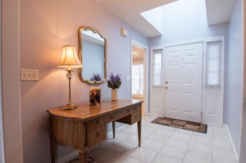 2 Pullman Dr, Hollis, NH 03049-8505