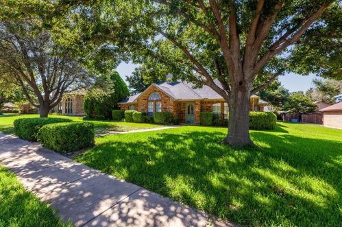 4316 Hartford Dr, Plano TX  75093-5424 exterior