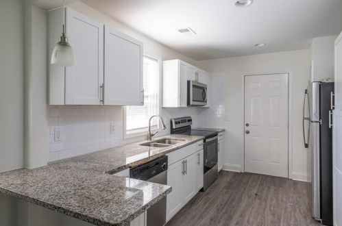 2586 Loghaven Dr, Atlanta GA  30318-7426 exterior