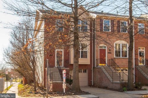 2414 Hay Rake Ct, Herndon, VA 20171-4328