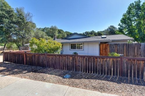 6500 Trajan Dr, Citrus Heights, CA 95662-3219