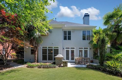 1166 Brookhaven Cir, Atlanta GA  30319-3111 exterior