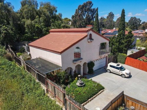 86 Las Flores Dr, Chula Vista CA  91910-1966 exterior