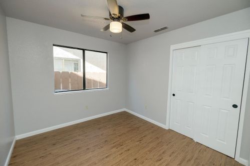 1530 Springville Way, Turlock CA  95380-2591 exterior