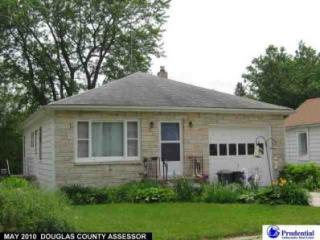 5819 Erskine St, Omaha, NE 68104-4161