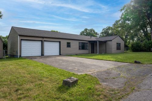 3915 Monterey Ave, Springfield, OH 45504-3512