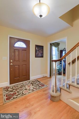 821 Tarpley Dr, Lancaster, PA 17601-1443