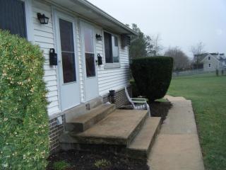 3 Kenray Ave, York PA  17315 exterior
