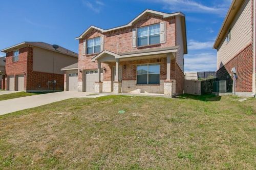 552 Crystal Springs Dr, Fort Worth TX  76108-4654 exterior