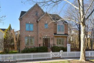 326 Tschiffely Square Rd, Gaithersburg, MD 20878-5682