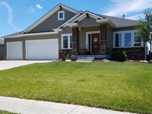 1305 Augusta Dr, Tamora, NE 68434-1462