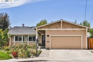 7095 Lancaster Ct, Pleasanton, CA 94568-2110