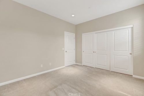 81 Kimbal, Irvine CA  92620 exterior