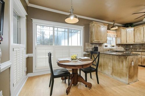 109 Memory Ln, Stockbridge GA  exterior