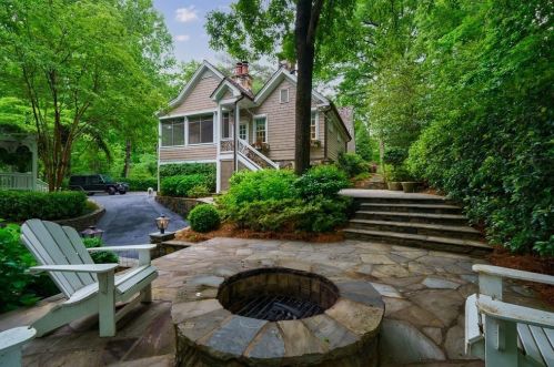 1574 Cave Rd, Atlanta GA  30327-3120 exterior