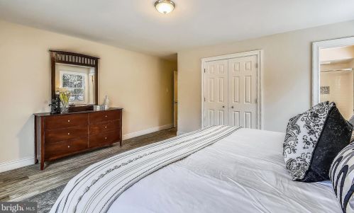 810 Burnt Mills Ave, Silver Spring MD 20901-4506 exterior