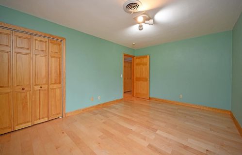 5124 Hagewa Dr, Cincinnati OH 45242-6247 exterior