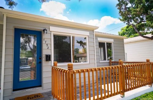 1752 Kenton St, Denver, CO 80010-2428
