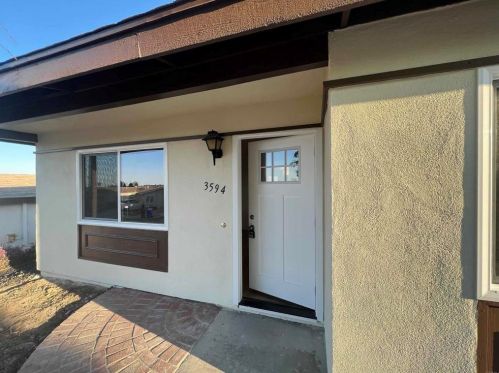 3594 Nina St, Oceanside, CA 92056-3931