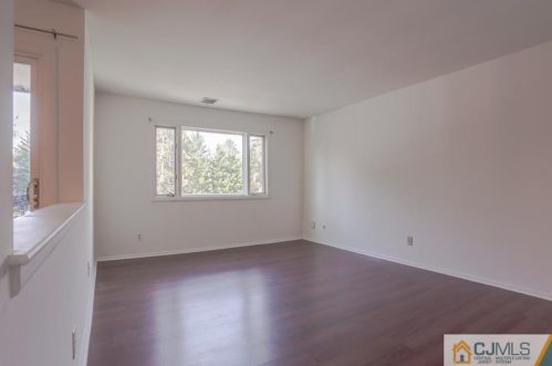 1203 Sayre Dr, Princeton NJ  08540-5827 exterior