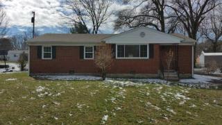 815 Maplehill Dr, Tullahoma, TN 37388-3260