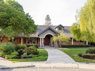 26290 Catharine Ct, Los Altos CA  94022-2621 exterior