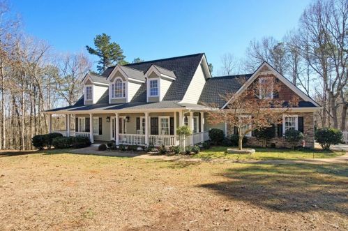 250 Deans Dr, Dawsonville, GA 30534-8219