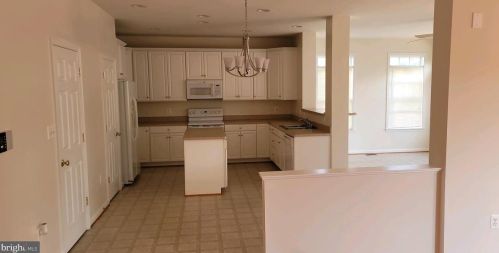 10124 Lees Crossing Ln, Fredericksburg, VA 22408-0292