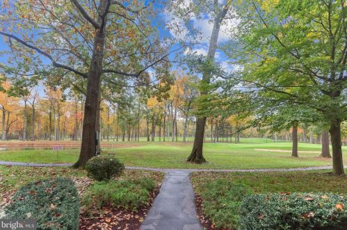 15107 Interlachen Dr, Silver Spring MD 20906-5625 exterior