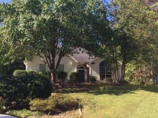 194 Willow Springs Ln, Stockbridge, GA 30281-6228