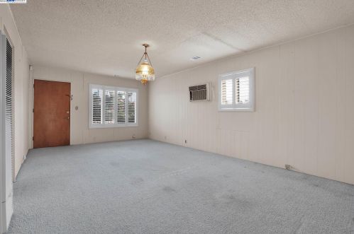 130 Mount Diablo Ave, Tracy, CA 95376-4635