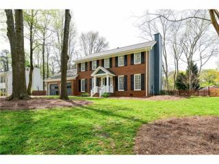 180 Knollwood Dr, Marietta, GA 30064-2112
