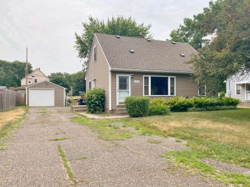 1891 Barclay St, Saint Paul MN  55109-4440 exterior