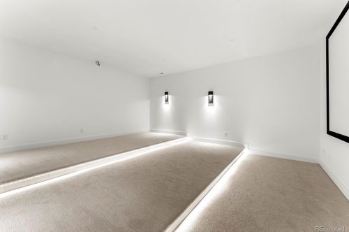 267 Clermont St, Denver CO  80246-1039 exterior