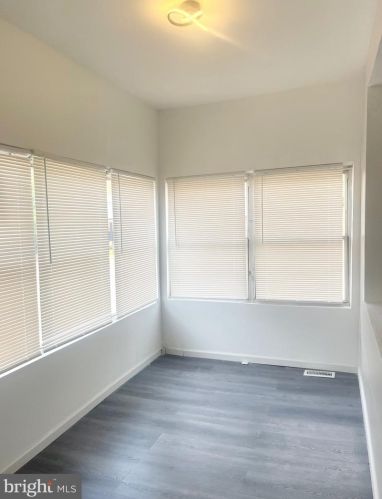 5400 Larchwood Ave, Philadelphia, PA 19143-1907