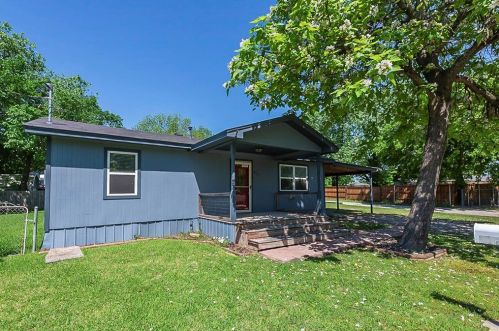 812 5 St, Princeton TX 75407-6619 exterior