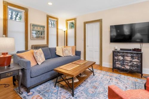 28 Church St, Wilton CT  06897-4903 exterior