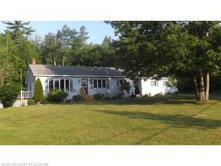 20 Lampson Rd, Liberty, ME 04949-3021