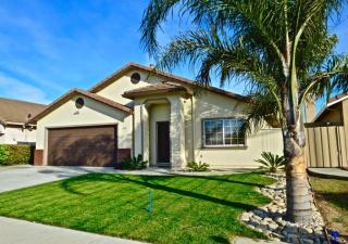 1518 Cougar Dr, Salinas, CA 93905-4720
