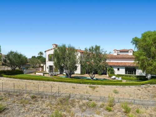 22 Black Falcon, Irvine CA  92603-0420 exterior